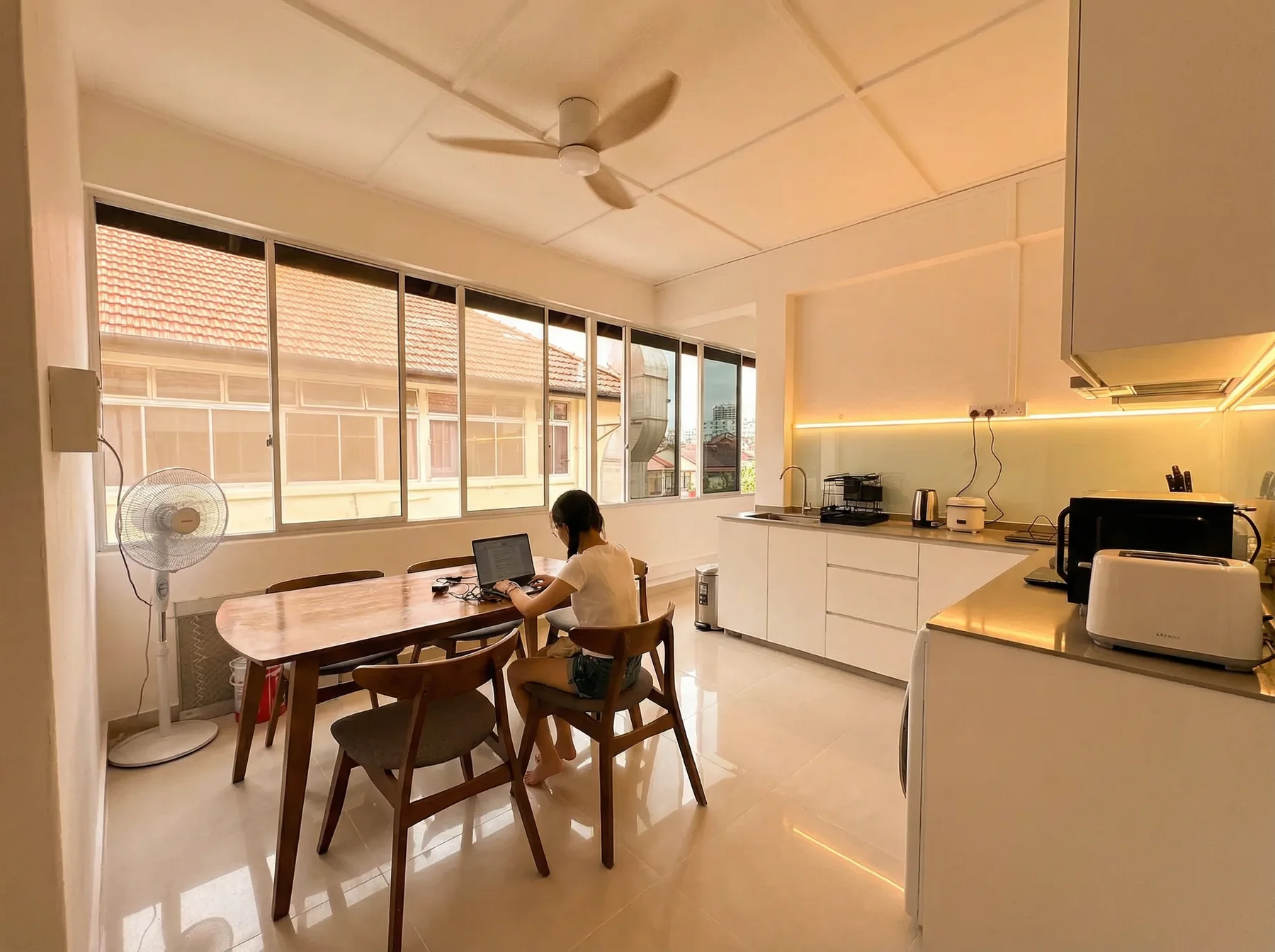 Shared kitchen inside a Tokë Living home